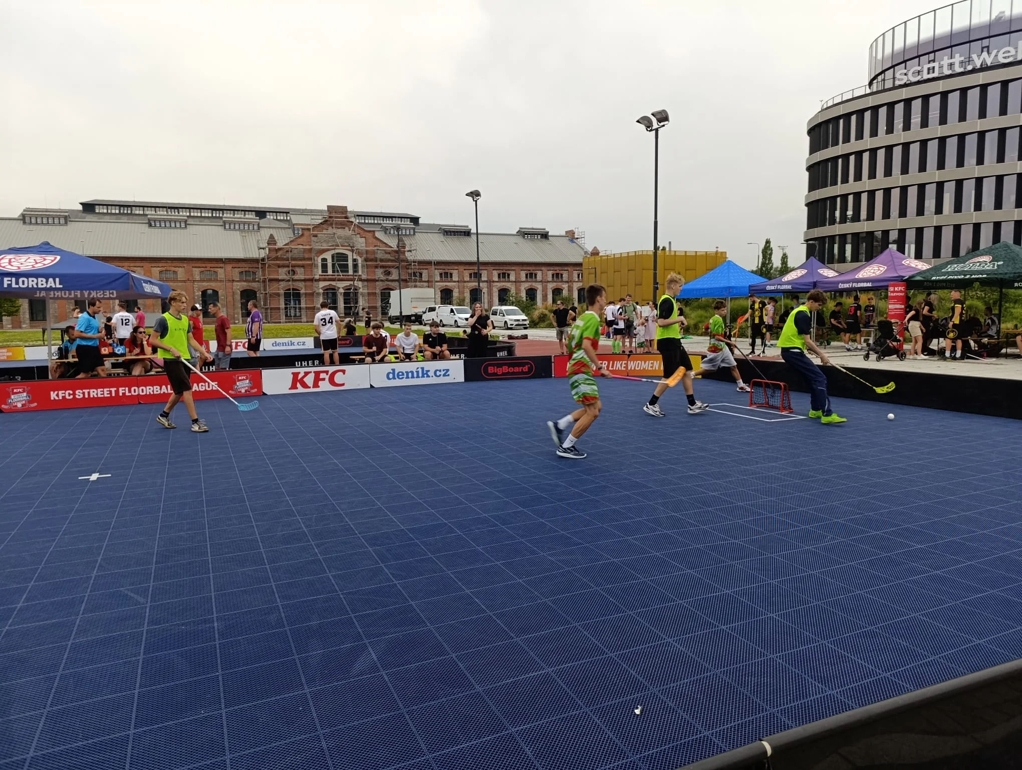 KFC Street Floorball League