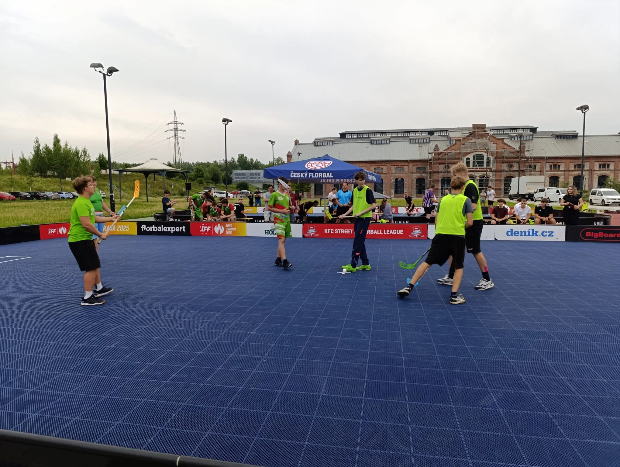 KFC Street Floorball League