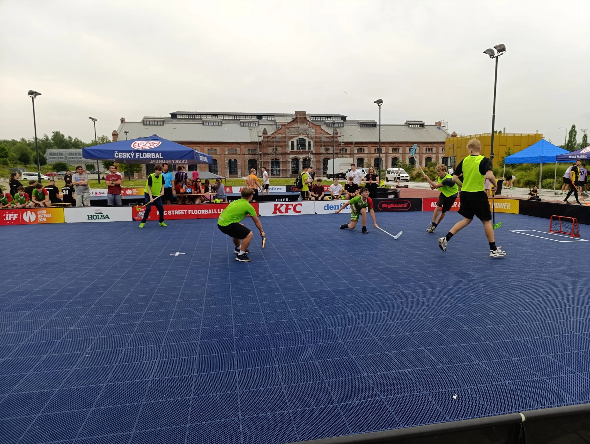 KFC Street Floorball League