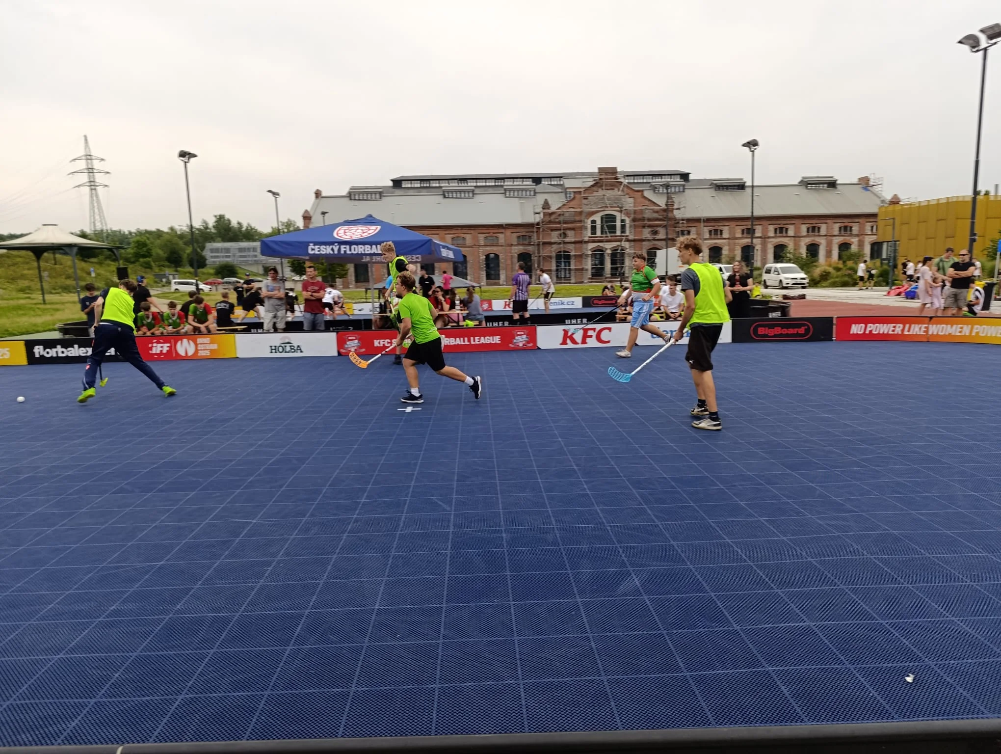 KFC Street Floorball League